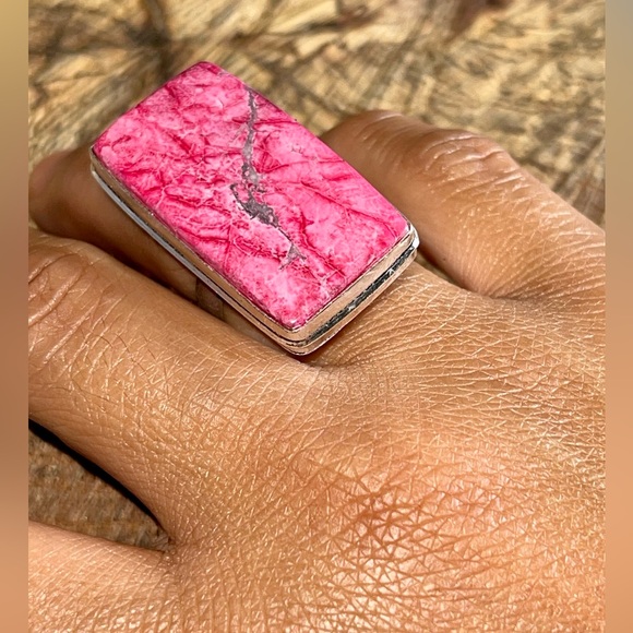 Beautiful Oversize Pink Sea Sediment Jasper Ring 6 1/2 - Picture 7 of 10